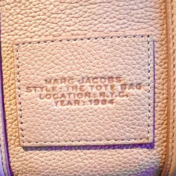 Marc Jacobs Small Leather The Tote Bag - Picture 2 of 6